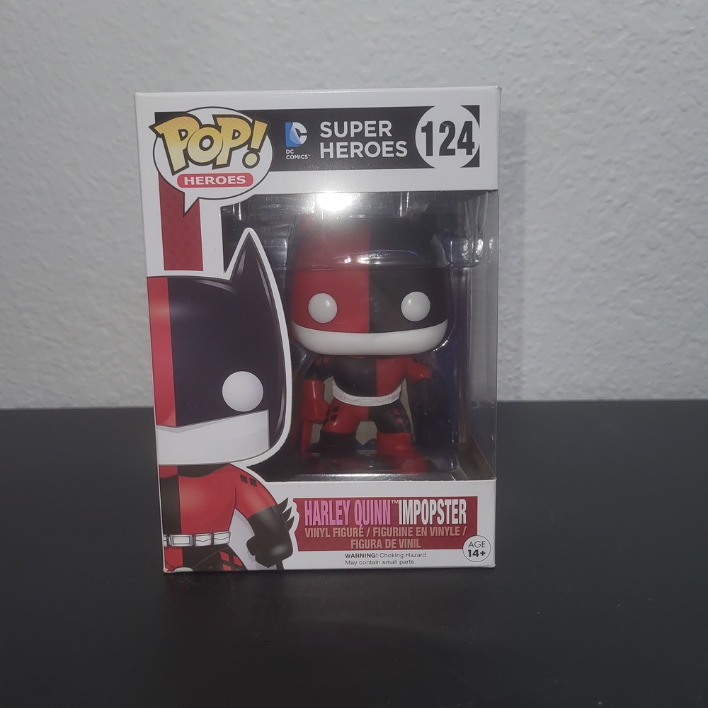 Harley Quinn Imposter Vinyl Figure